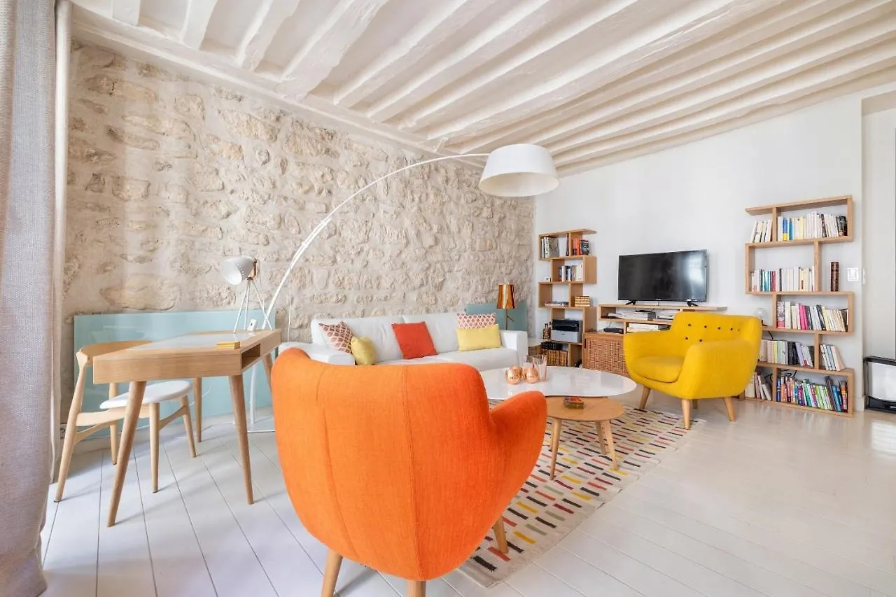 Santorini Apartment Paris France