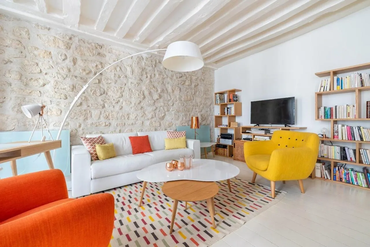 Santorini Apartment Paris