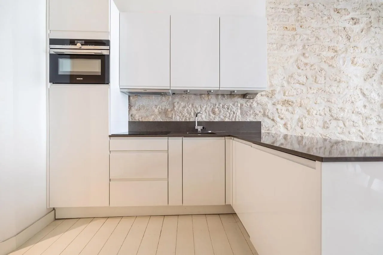 Santorini Apartment Paris France