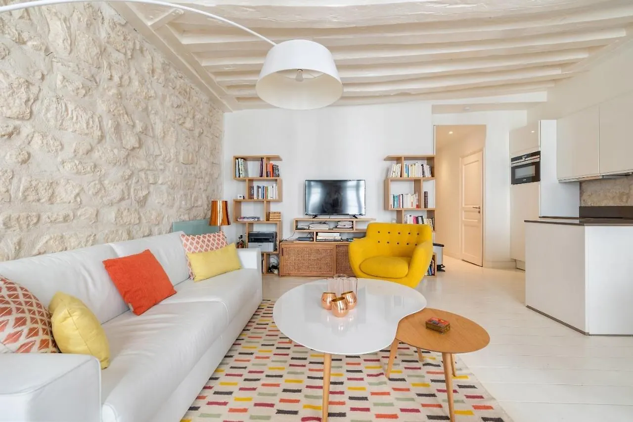 Santorini Apartment Paris